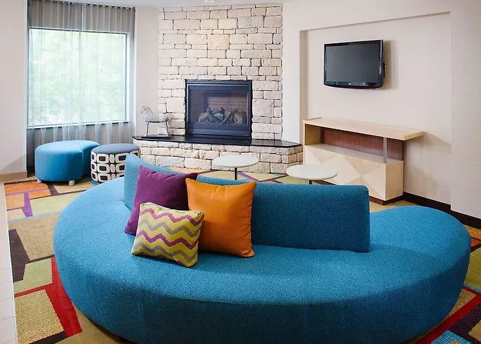 Fairfield & By Marriott South Lafayette