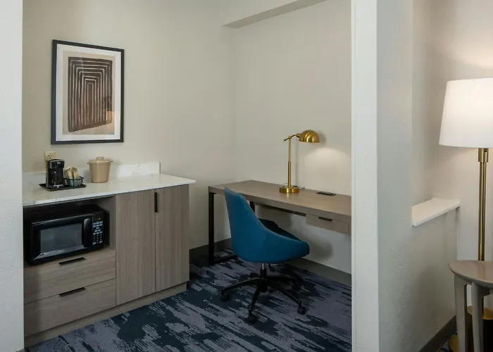 Fairfield & By Marriott South Lafayette