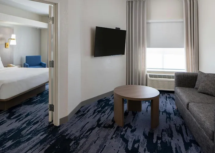 Fairfield & By Marriott South 3* Lafayette