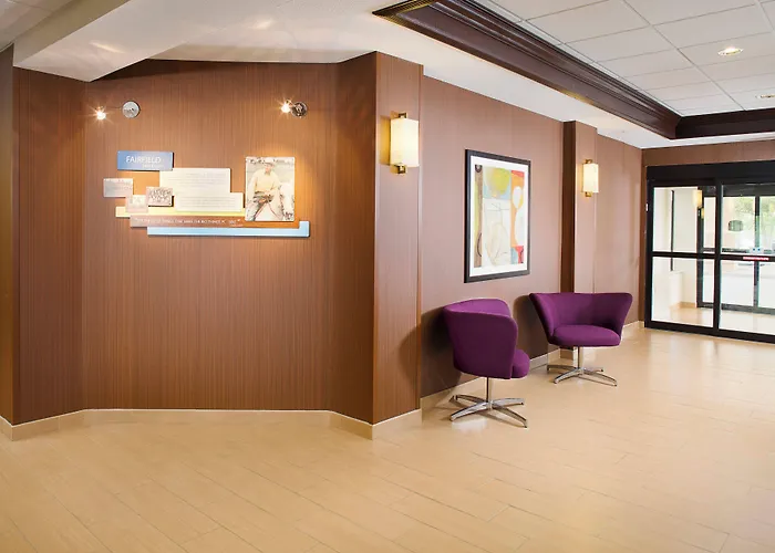 Hotel Fairfield & By Marriott South 3*
