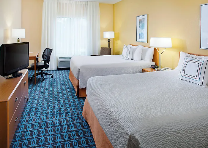 Fairfield & By Marriott South Hotel Lafayette