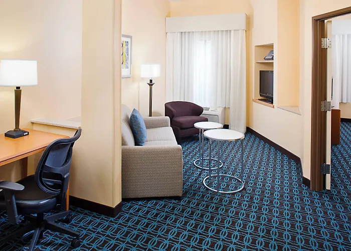Fairfield & By Marriott South 3* Lafayette
