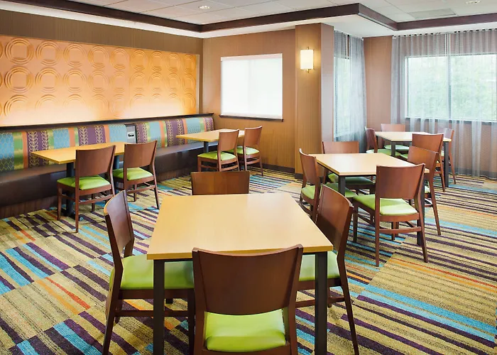Fairfield & By Marriott South Lafayette