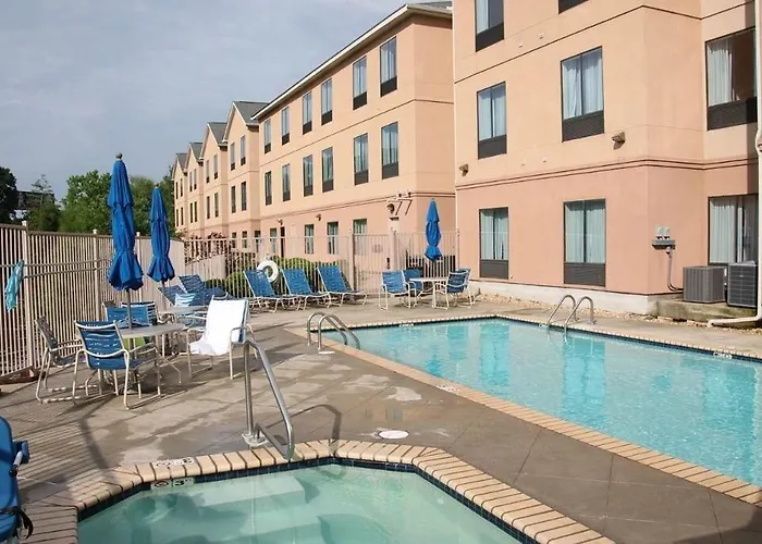 Fairfield & By Marriott South Lafayette