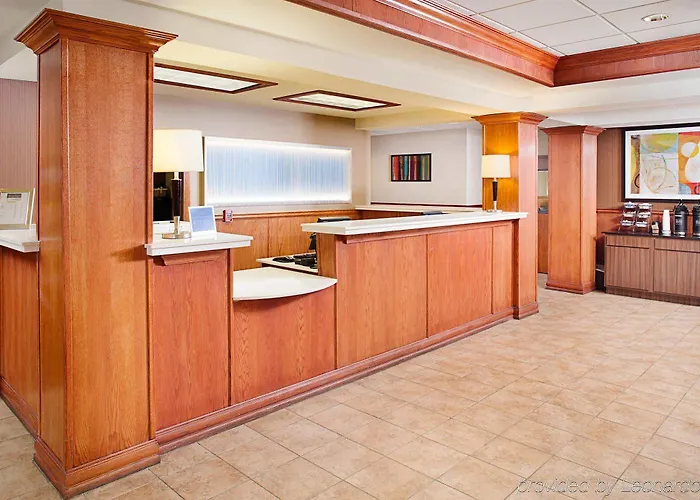 Fairfield & By Marriott South Hotel Lafayette