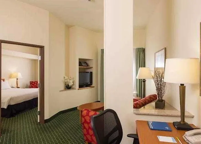 Fairfield & By Marriott South Hotel 3*
