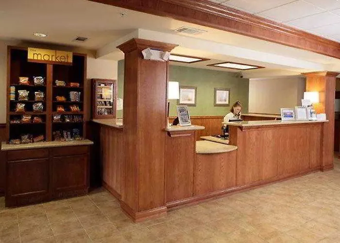 Fairfield & By Marriott South 3*
